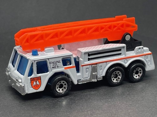 Matchbox metro fire engine - metro,