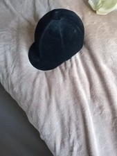 JUNIOR black riding hat 55 cm