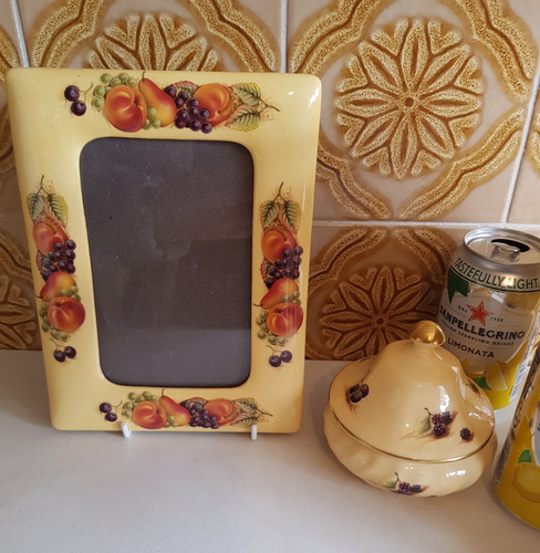 Aynsley orchard gold photo - aynsley,