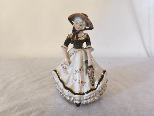 Vintage ceramic music box - ceramic,
