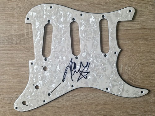 Tom fletcher signed guitar - tom,