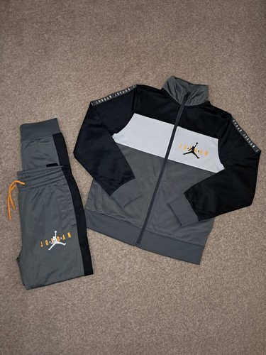 Air jordan grey tracksuit - jordan,
