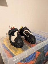 La Sportiva Mandala EU 45 UK 10.5 Climbing Rock Shoes