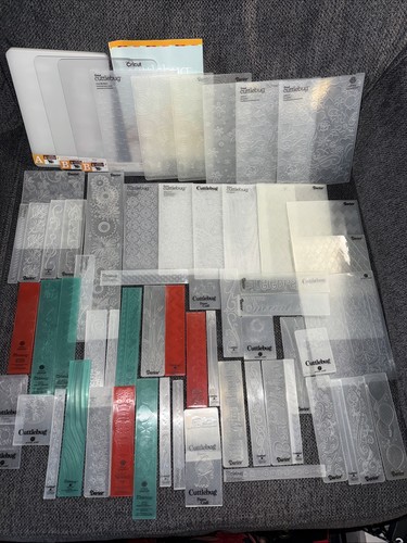Piece lot cricut - piece, of