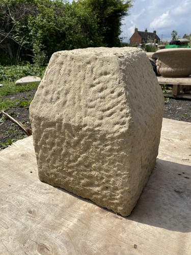Staddle stone post - -,