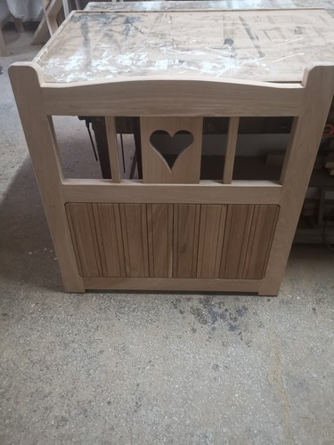 Solid oak pedestrian heart - solid, pedestrian,heart