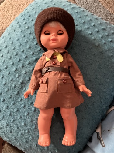 Burbank toys brownie - brownie, doll