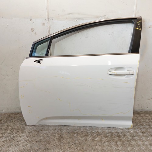 Toyota avensis 2014 mk3 - toyota,