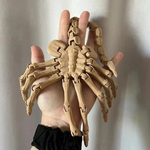 Alien facehugger moveable - alien,
