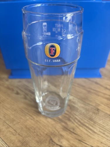 Fosters pint glass - fosters,