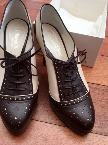 Vintage russell bromley - russell, &
