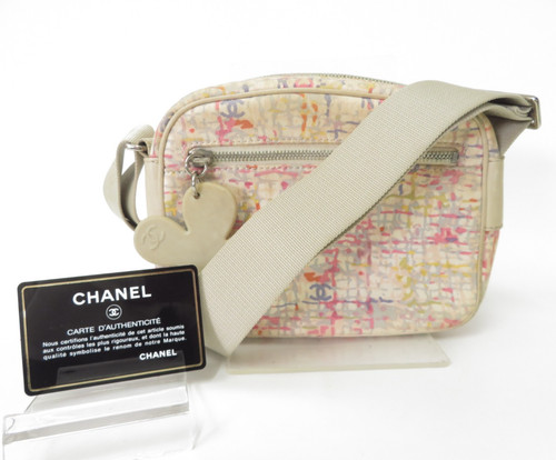 Auth chanel clover tweed - auth,
