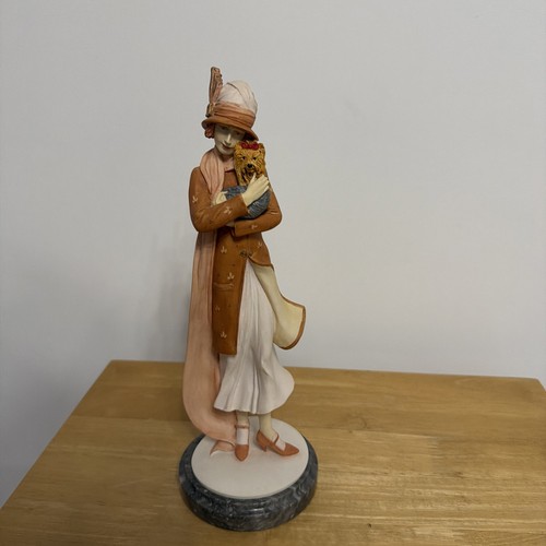 Royal doulton figurine - royal,