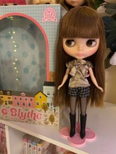 neo blythe rasberry sorbet