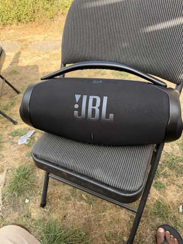 Jbl boombox portable bluetooth - boombox,