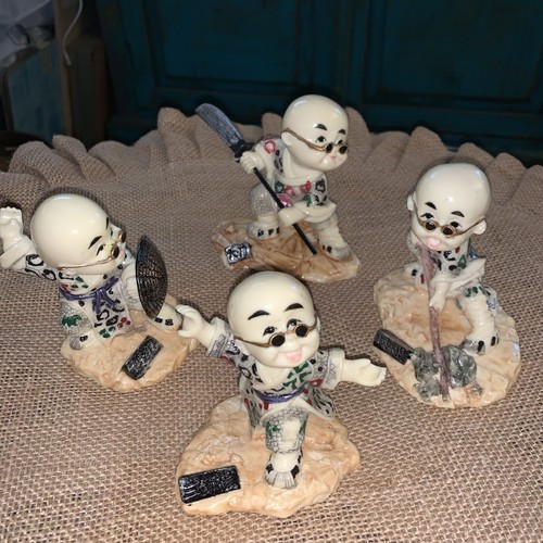 Set carved japanese - of,