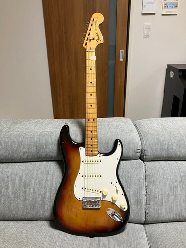 Fender 1975 stratocaster - fender,