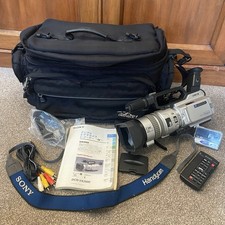 Sony DCR-VX2000E MiniDV Digital Video Camera Camcorder With Bag & Accessories