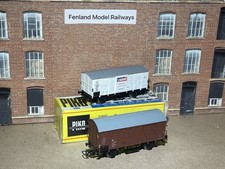 2 Piko 1/87 HO Scale Model