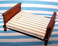 DOLLS HOUSE, BED, 16TH, DOUBLE, BEDDING, VINTAGE, RARE, FURNITURE