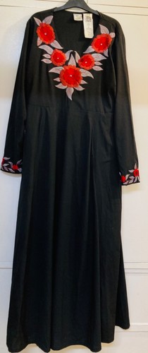 Black embroidery ladies abaya