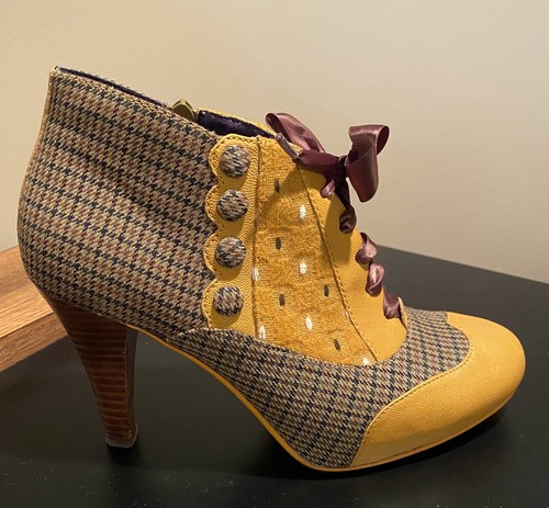 Poetic license betsey - poetic,