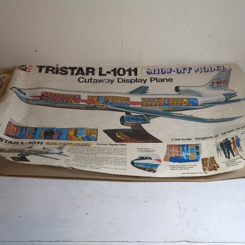 Revell 144 cutaway model - revell, 1/144