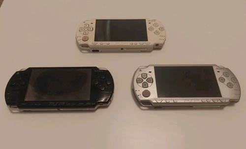 Psp 2000 spares - ×,
