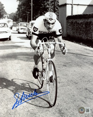 Eddy merckx signed 8x10 photo - merckx,