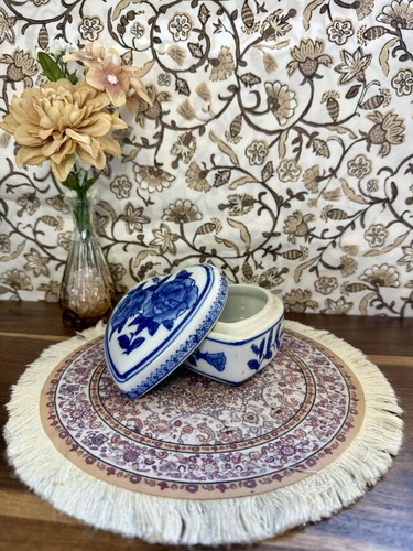 Vintage blue and white - , heart