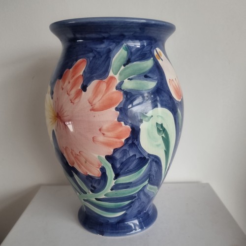 Alcobaca hand painted vase - hand,