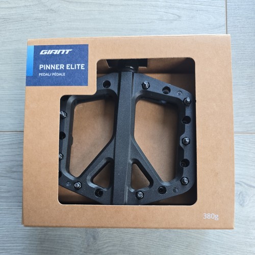 Giant pinner elite flat - flat, pedal
