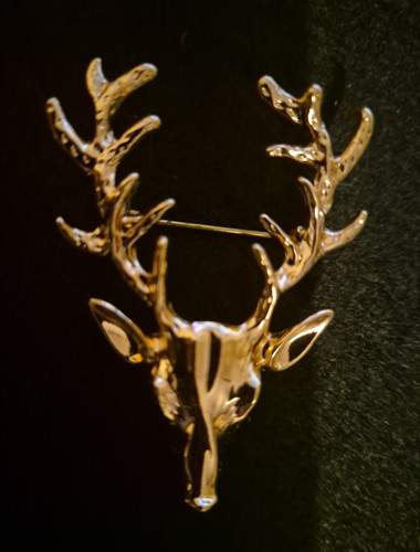 Brooch stag head enamel - stag,