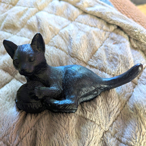 Black cat ornament figurine - black,