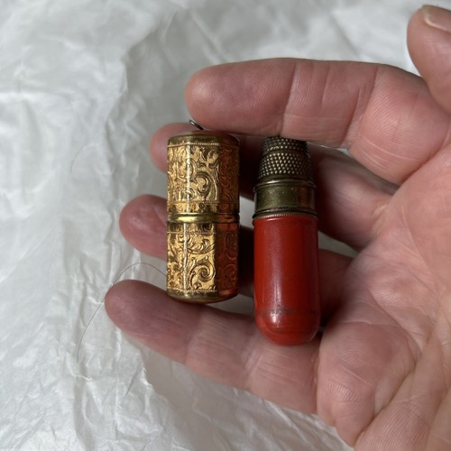Needle thimble case - thimble,