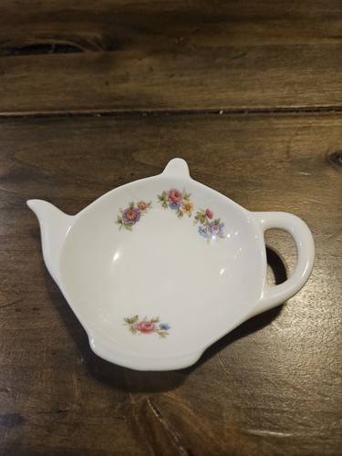 Ceramic teapot shaped - ceramic,