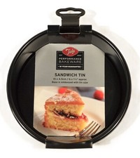 TALA PERFORMANCE BAKEWARE 15CM/6" NON STICK LOOSE BASE SANDWICH TIN