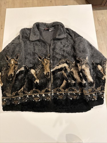 Vintage mazmania fleece jacket - mazmania,