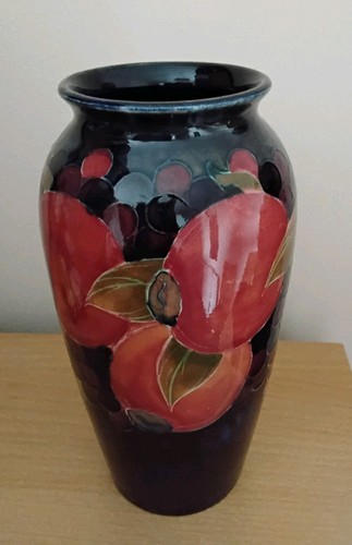 William moorcroft pomegranate - william,