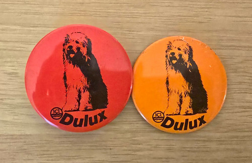 Vintage ici dulux paint dog - vintage,
