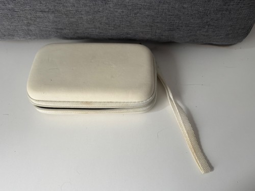 White hard shell carrying case - shell,