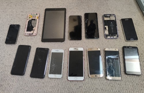 Mobile phone job lot - job, apple