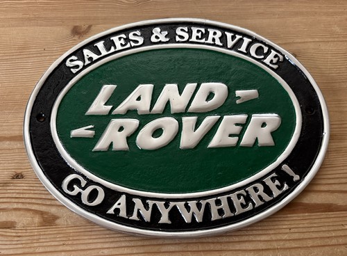 Vintage land rover - land, cast