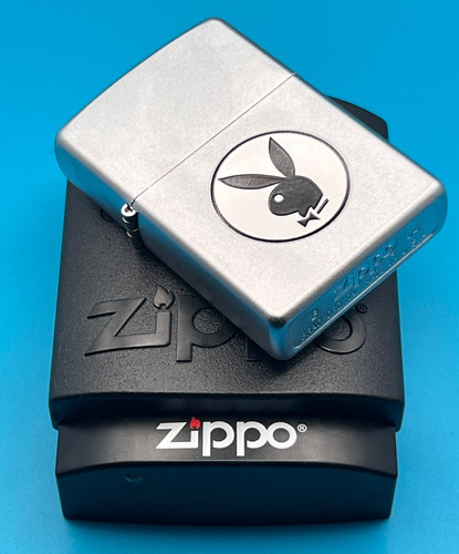 Genuine new 2004 zippo - 2004, lighter