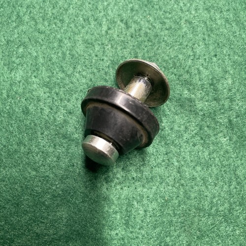 Triumph t140 tank centre - centre, mount