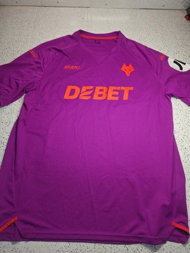 Wolverhampton wanderers 3rd - wolverhampton,