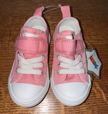 NWT Toddler Girls Converse Pink First Star All Star Toddler Shoes Size 8