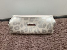 Stella And Dot Slim Pouf