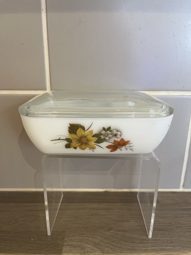 Vintage pyrex autumn glory - autumn,
