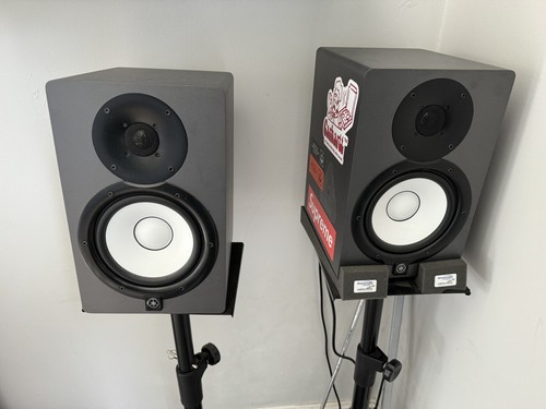 Yamaha hs7 studio monitors - hs7,